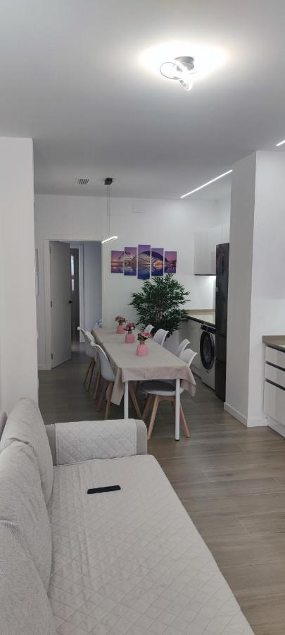 Apartamento 4 Habitaciones 2 Banos Ciudad De Las Ciencias Vt-55209-V Valencia Exterior photo